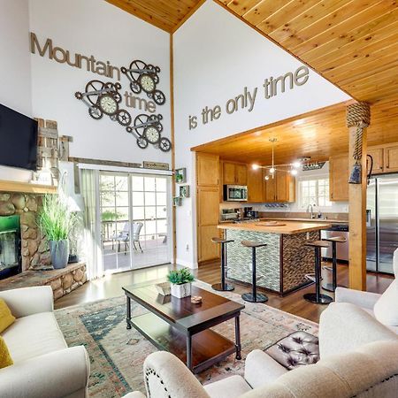 Remodeled Crestline Retreat Walk To Lake Gregory! Zewnętrze zdjęcie