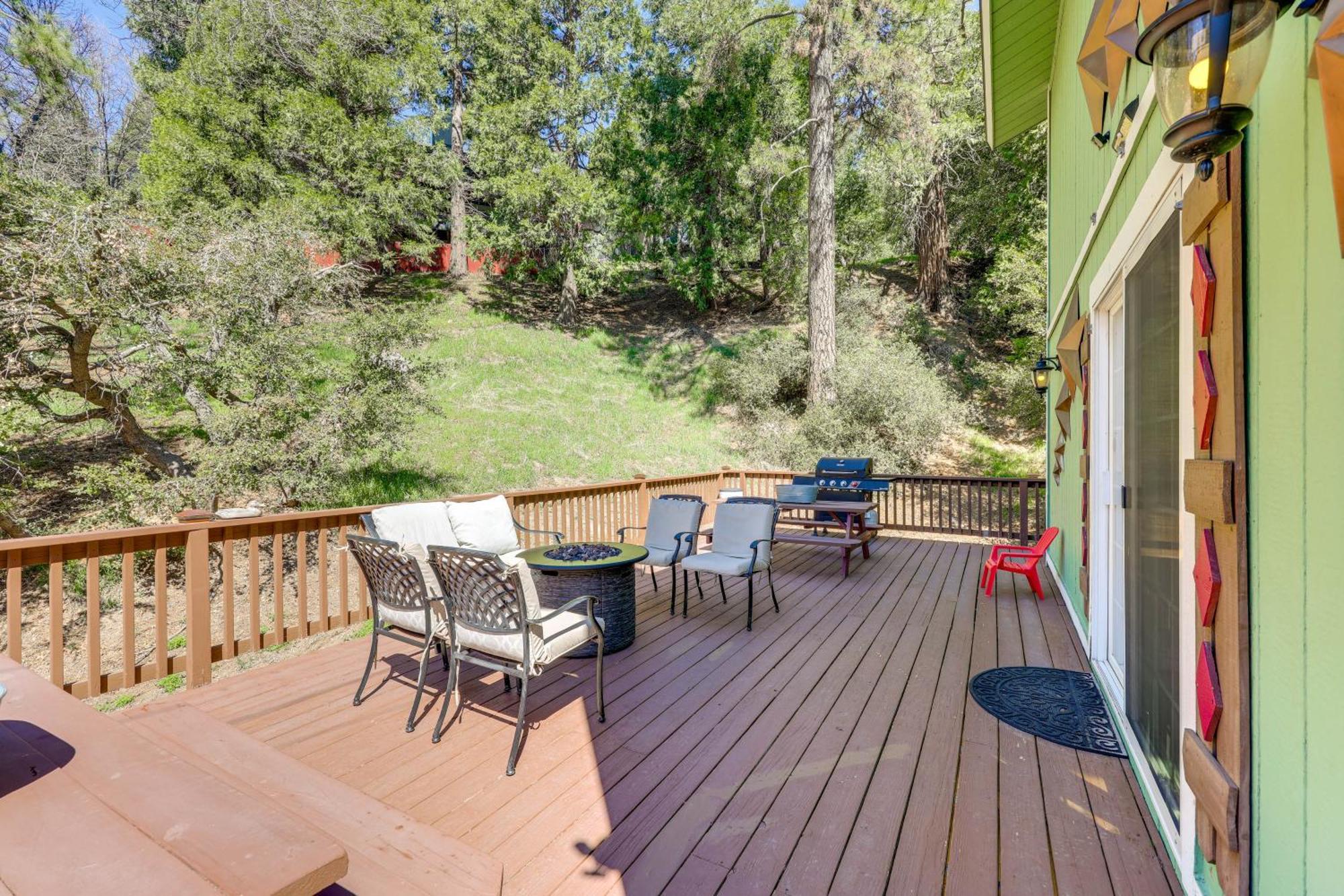 Remodeled Crestline Retreat Walk To Lake Gregory! Zewnętrze zdjęcie