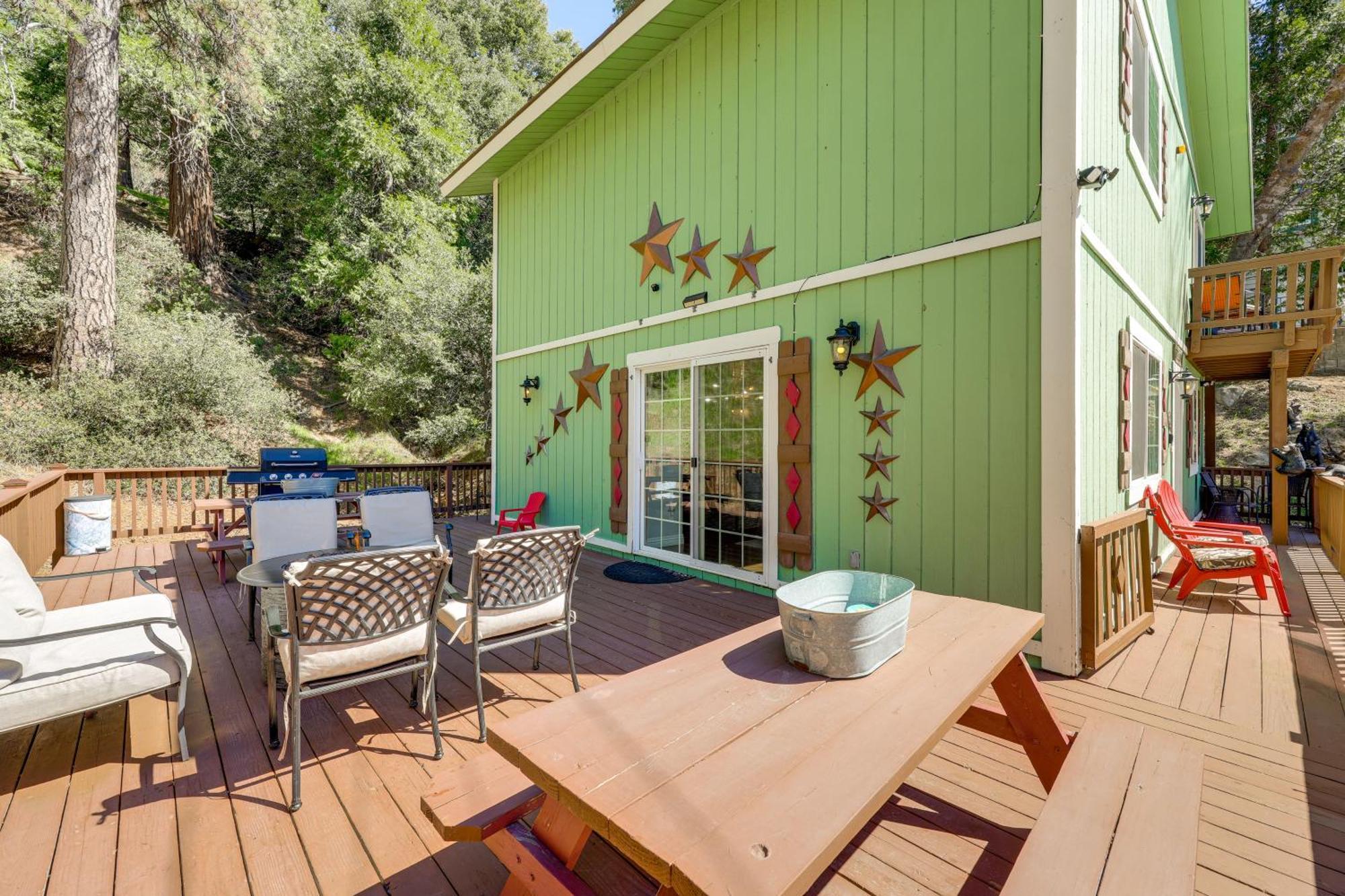 Remodeled Crestline Retreat Walk To Lake Gregory! Zewnętrze zdjęcie