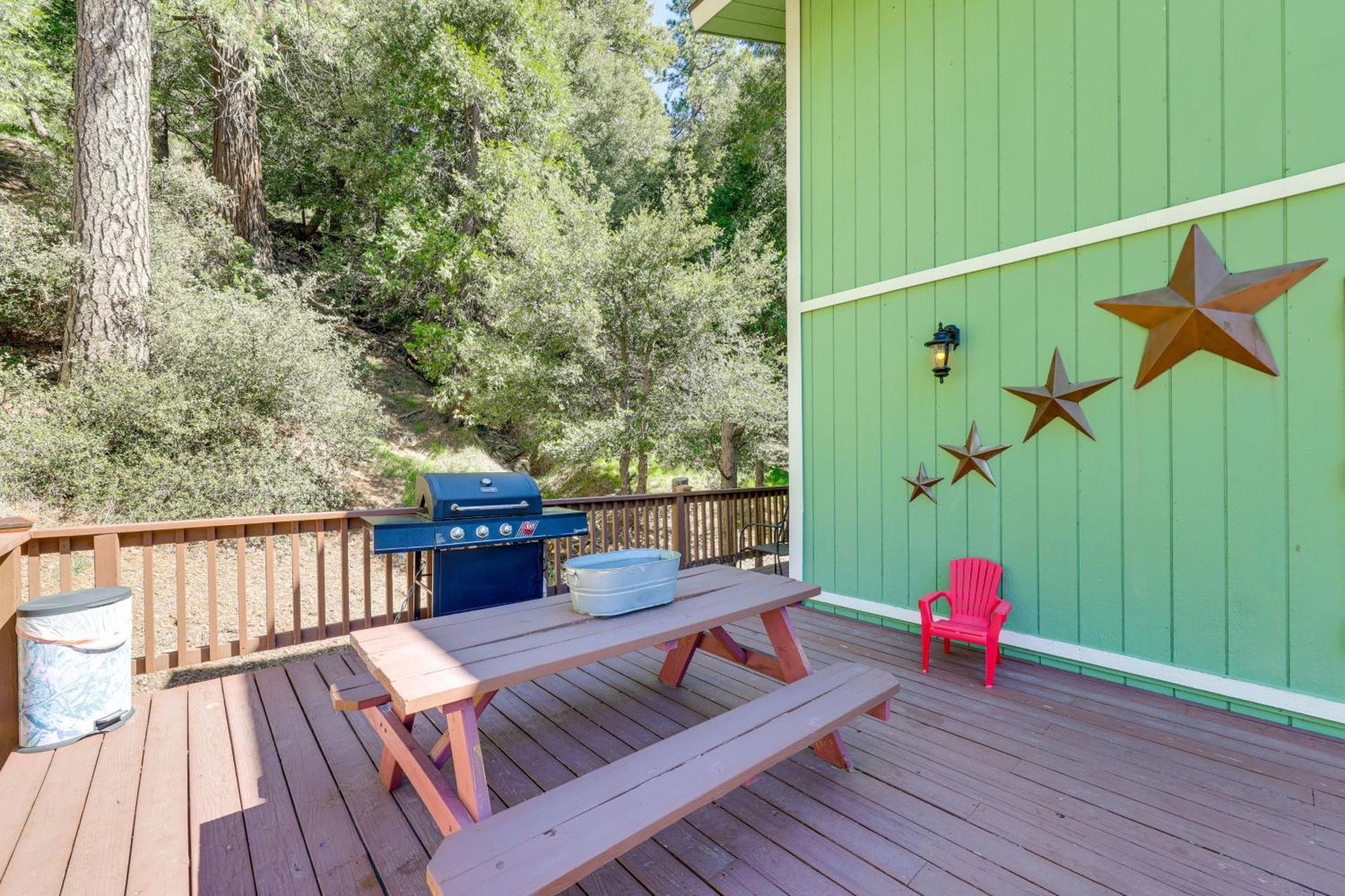 Remodeled Crestline Retreat Walk To Lake Gregory! Zewnętrze zdjęcie
